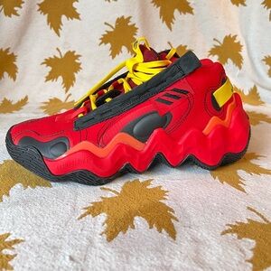 ADIDAS Basketball sneakers shoes, women’s size 7 1/2 US